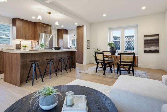 1705 Russell St, Berkeley, CA 94703