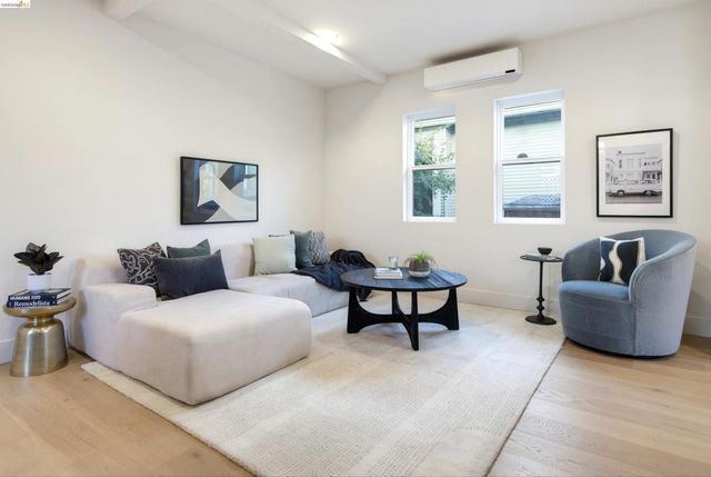 1705 Russell St, Berkeley, CA 94703