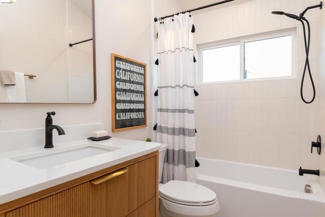 1705 Russell St, Berkeley, CA 94703