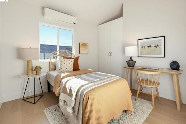 1705 Russell St, Berkeley, CA 94703