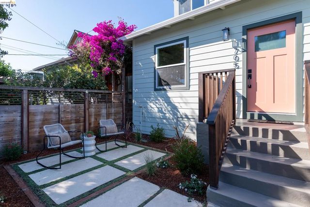 1705 Russell St, Berkeley, CA 94703