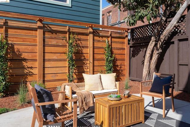 1705 Russell St, Berkeley, CA 94703