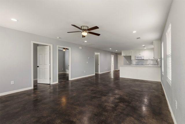 933 Rice Street, Denison, TX 75020