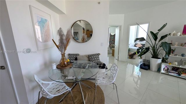 350 S Miami Ave 2813, Miami, FL 33130