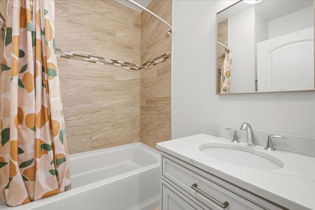 15 Ricker Rd 2, Newton, MA 02458