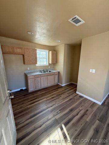 605 W Main Street, Vian, OK 74962