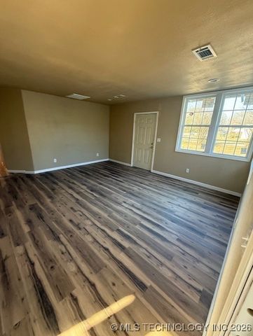 605 W Main Street, Vian, OK 74962