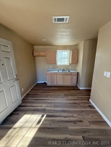 605 W Main Street, Vian, OK 74962