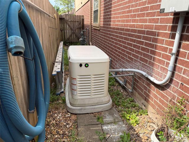 14303 S Vistaglen Loop, Houston, TX 77084