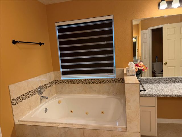 14303 S Vistaglen Loop, Houston, TX 77084