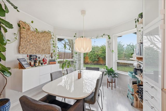 2074 SE Kayleigh Way, Grants Pass, OR 97526