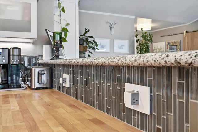 2074 SE Kayleigh Way, Grants Pass, OR 97526