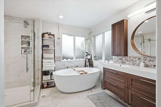 2074 SE Kayleigh Way, Grants Pass, OR 97526