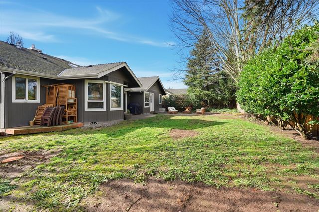 2074 SE Kayleigh Way, Grants Pass, OR 97526