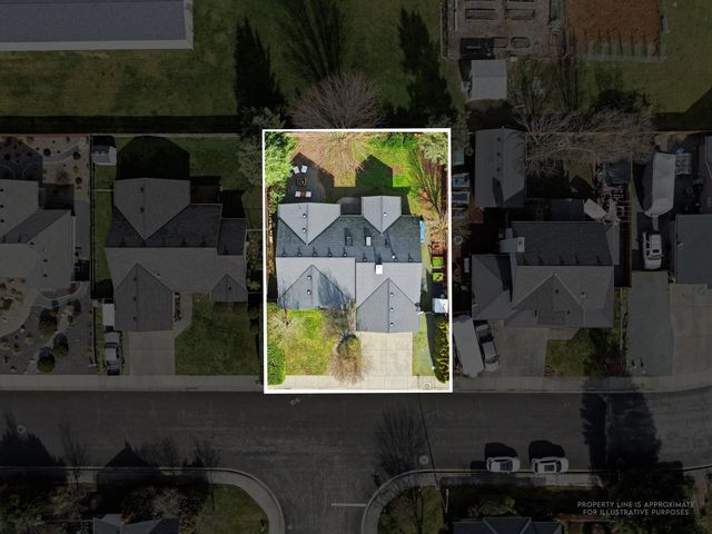 2074 SE Kayleigh Way, Grants Pass, OR 97526