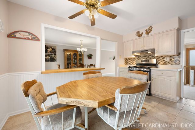 940 S Villa Avenue, Villa Park, IL 60181