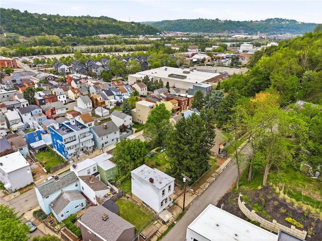 5405 Kent Way, Lawrenceville, PA 15201