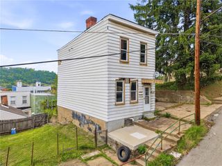 5405 Kent Way, Lawrenceville, PA 15201