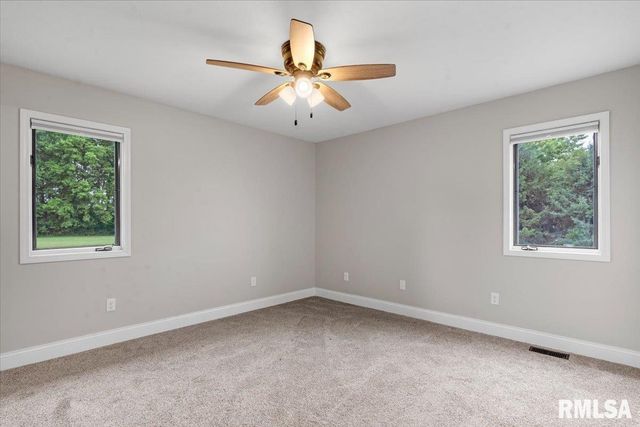 5660 Wesley Chapel Road, Chatham, IL 62629