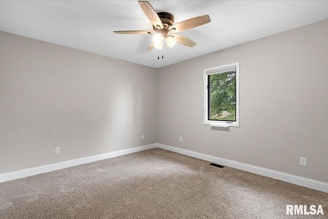 5660 Wesley Chapel Road, Chatham, IL 62629
