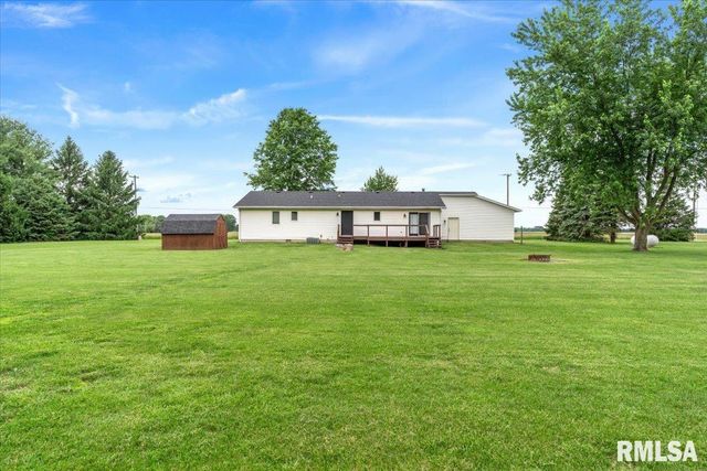 5660 Wesley Chapel Road, Chatham, IL 62629