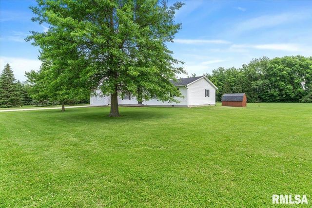 5660 Wesley Chapel Road, Chatham, IL 62629