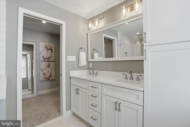 328 DEAN ST, West Chester, PA 19382