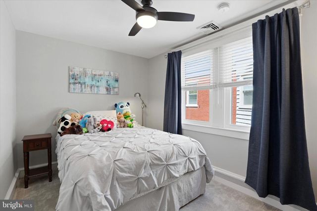328 DEAN ST, West Chester, PA 19382