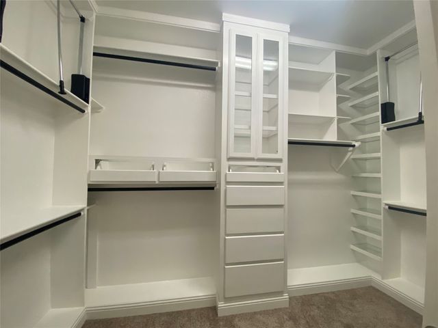 800 Gray Hawk Lane, Euless, TX 76039