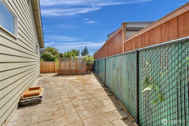 17732 27th Avenue NE, Marysville, WA 98271