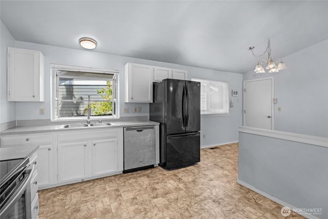 17732 27th Avenue NE, Marysville, WA 98271