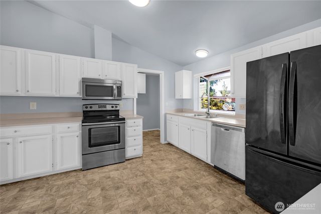 17732 27th Avenue NE, Marysville, WA 98271