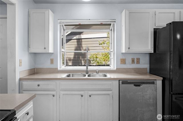 17732 27th Avenue NE, Marysville, WA 98271