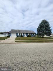 101 WYCOMBE AVE, Woodbury, NJ 08096
