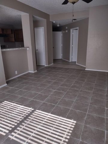 1613 Wavecrest Drive, Glenn Heights, TX 75154