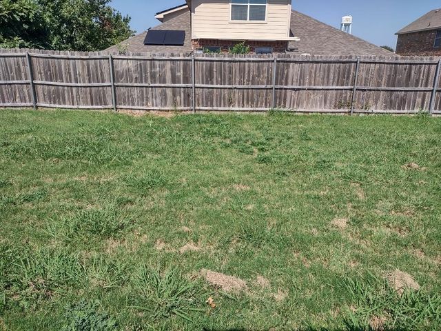 1613 Wavecrest Drive, Glenn Heights, TX 75154