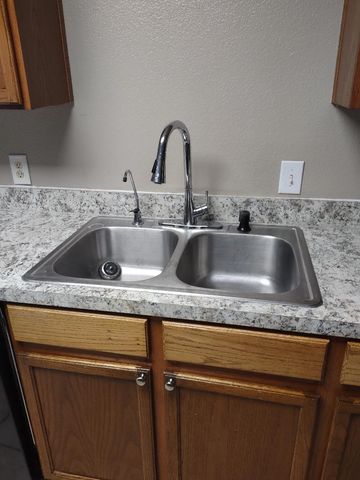 1613 Wavecrest Drive, Glenn Heights, TX 75154