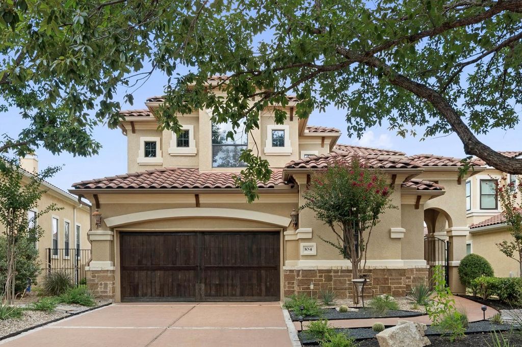 104 DESERT FOREST CT, Austin, TX 78738
