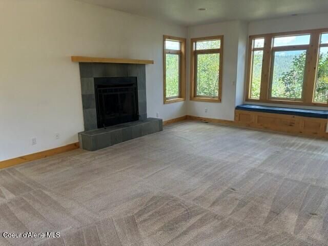 8753 S Loffs Bay Rd, Coeur D'alene, ID 83814