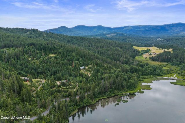 8753 S Loffs Bay Rd, Coeur D'alene, ID 83814