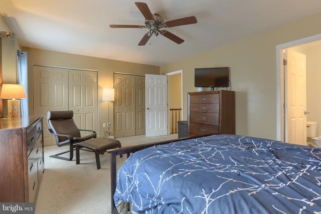 2039-D RALEIGH RD, Hummelstown, PA 17036