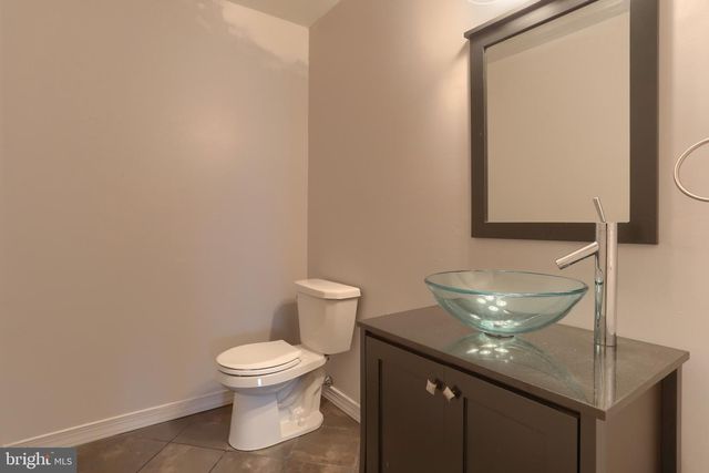 2039-D RALEIGH RD, Hummelstown, PA 17036