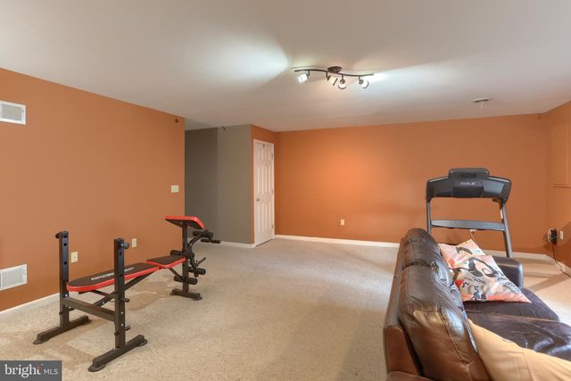 2039-D RALEIGH RD, Hummelstown, PA 17036