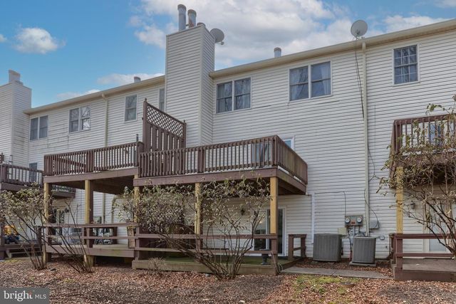 2039-D RALEIGH RD, Hummelstown, PA 17036