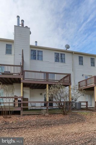 2039-D RALEIGH RD, Hummelstown, PA 17036