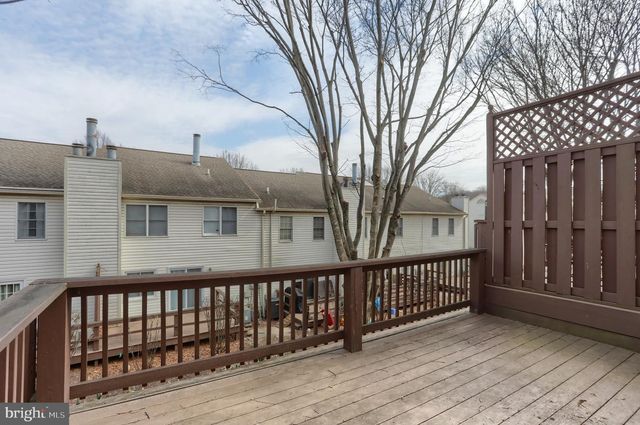 2039-D RALEIGH RD, Hummelstown, PA 17036