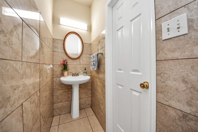 12403 Maily Meadowlane, Sugar Land, TX 77478