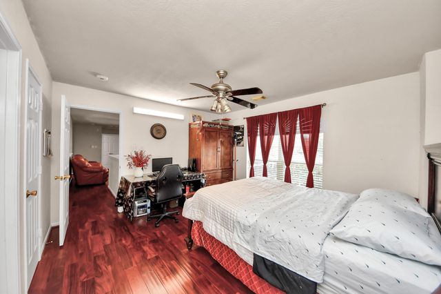 12403 Maily Meadowlane, Sugar Land, TX 77478