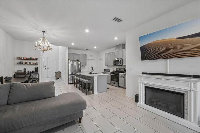 5518 LOS ROBLES COURT, Palmetto, FL 34221