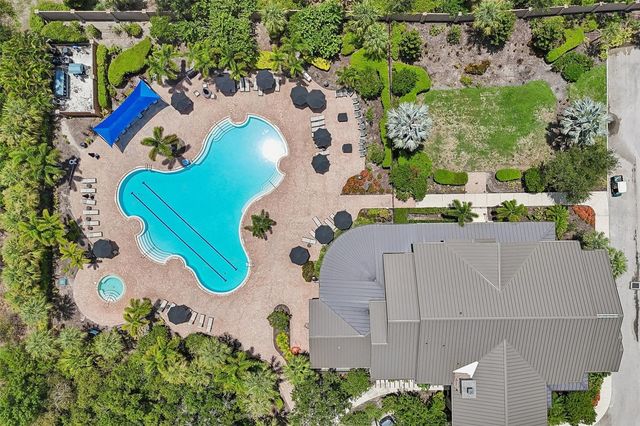 5518 LOS ROBLES COURT, Palmetto, FL 34221